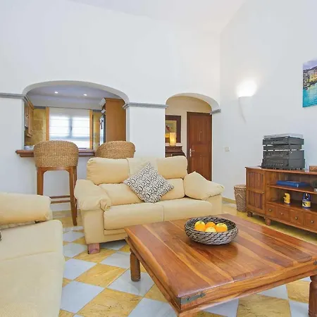 Playa Blanca Sleeps 4 Air Con Wifi *
