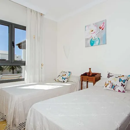 Playa Blanca Sleeps 4 Air Con Wifi Playa Blanca (Lanzarote)
